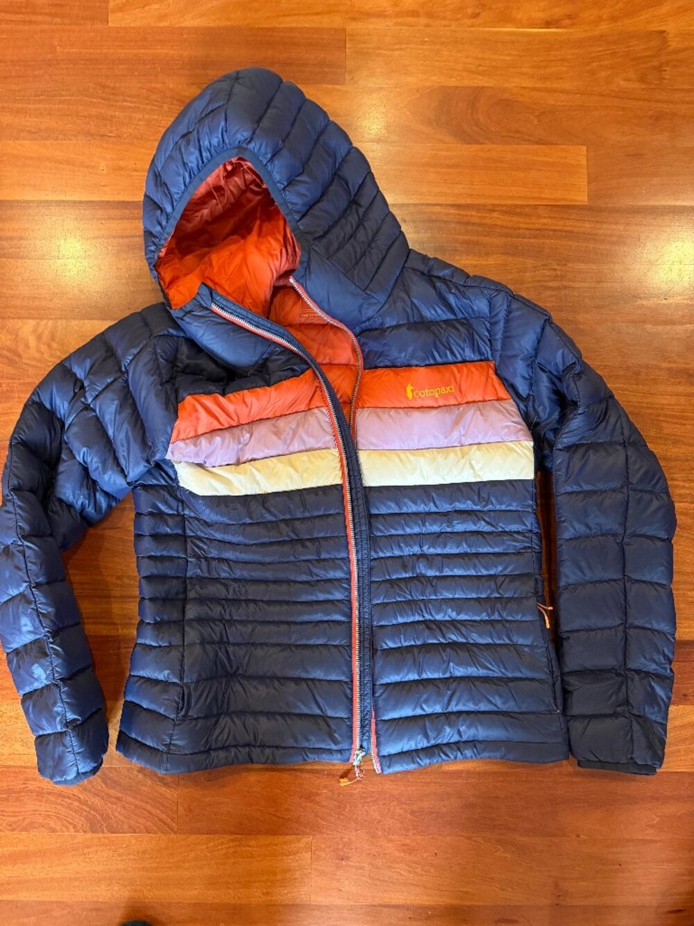 Cotopaxi Fuego Hooded Down Jacket - Women's - MED